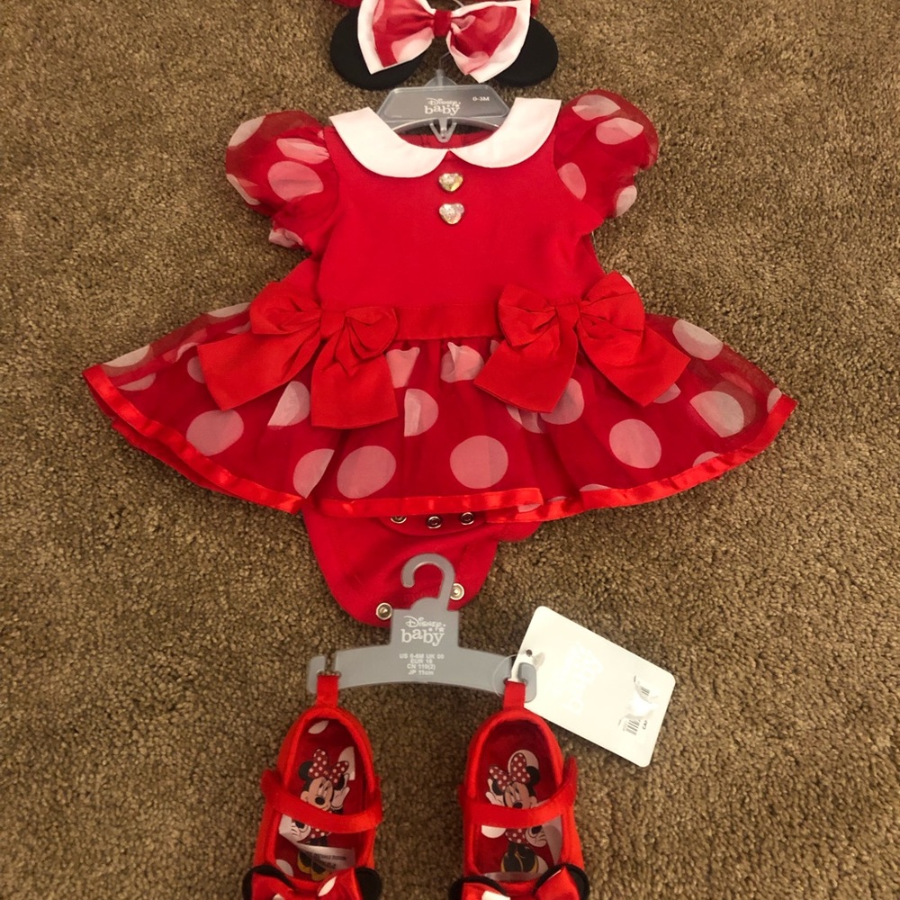 Brand New with Tags  from the Disney store Minnie Mouse 0-3 Infant costume